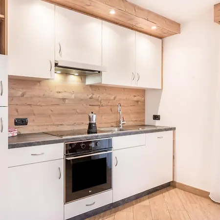 Ciasa Rosa カナツェーイ